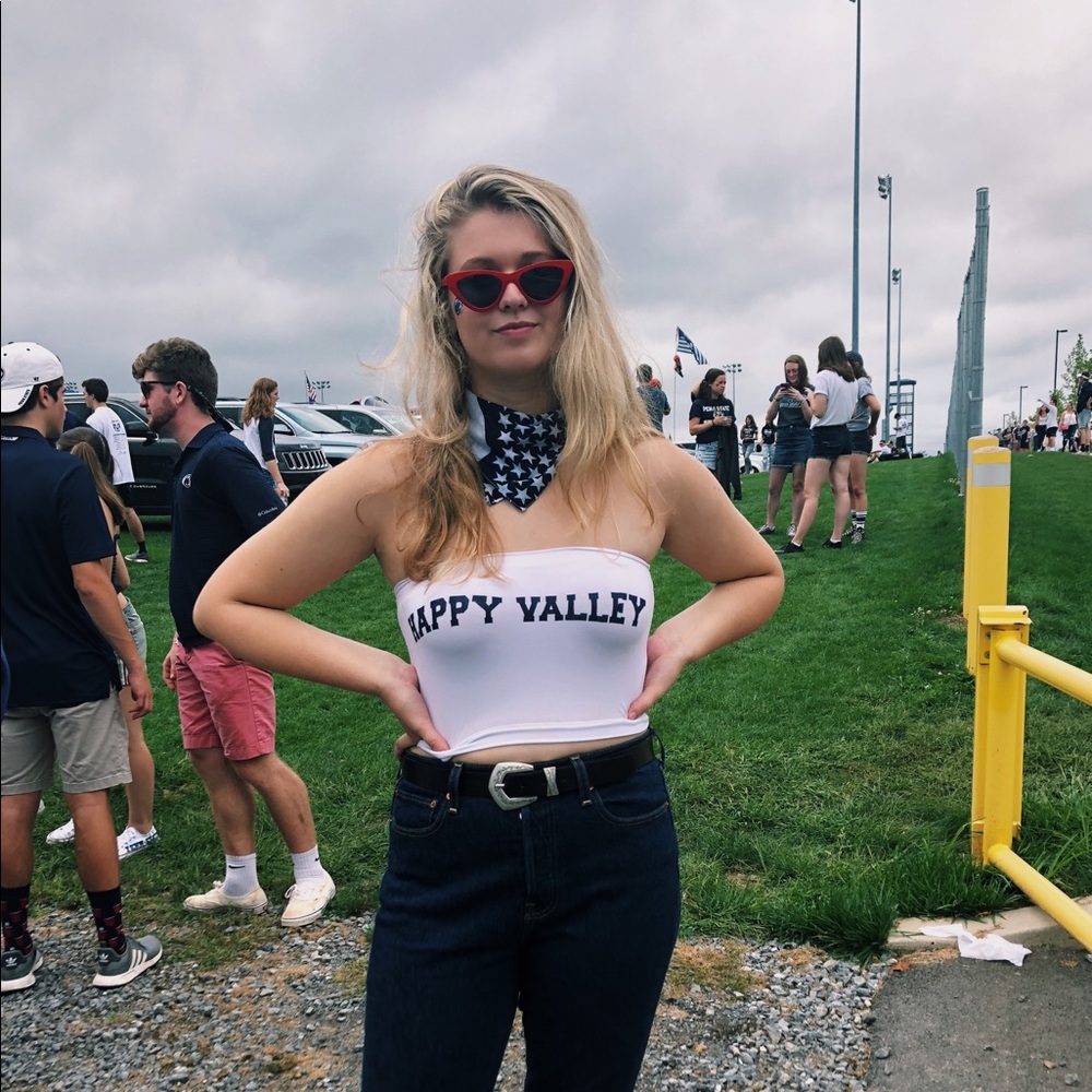 Meet your Posher, Emily